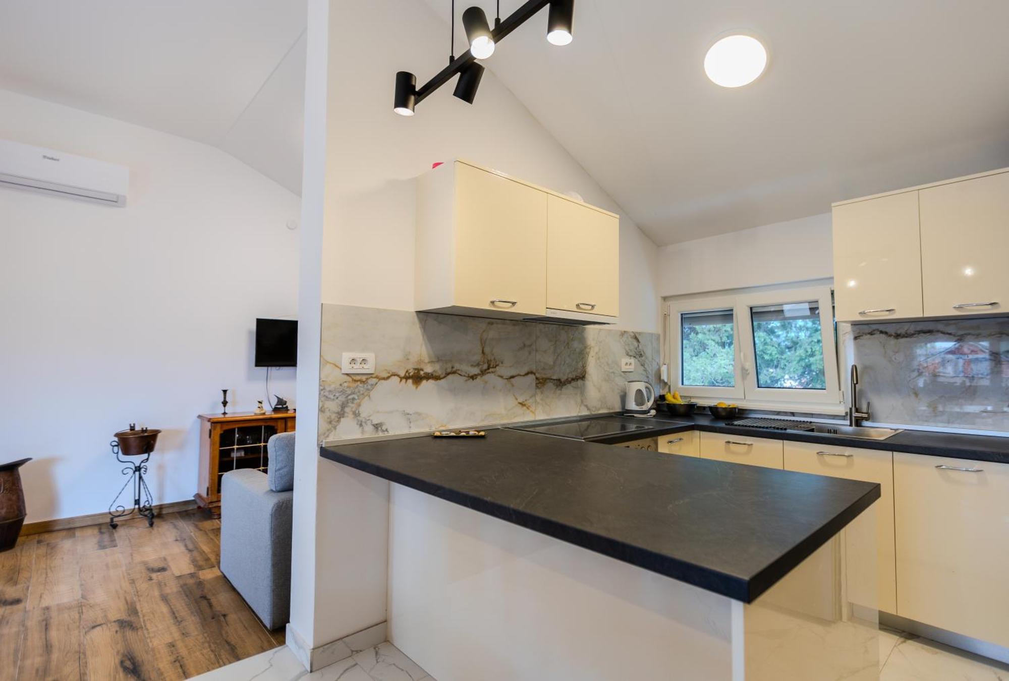 פריבלאקה Apartments Lorena מראה חיצוני תמונה